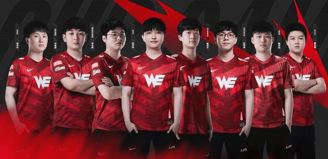 挥决定性作 挥决定性作